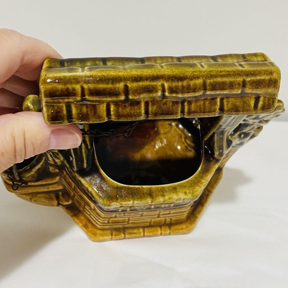 McCoy USA Art Pottery Wishing Well Small Planter Vase with Original Chain - Picture 7 of 9